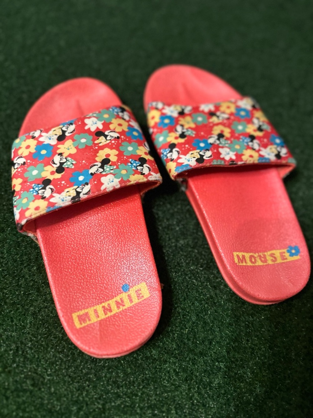 Disney Red Kids Slide Sandals with Floral Minnie Print - Picture 3 of 6
